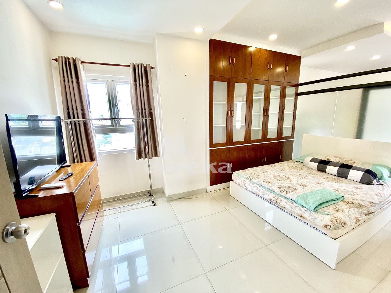 Apartment For Rent In  Huynh Man Dat